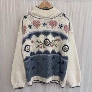 Women's Multicolor Patterned Sweater